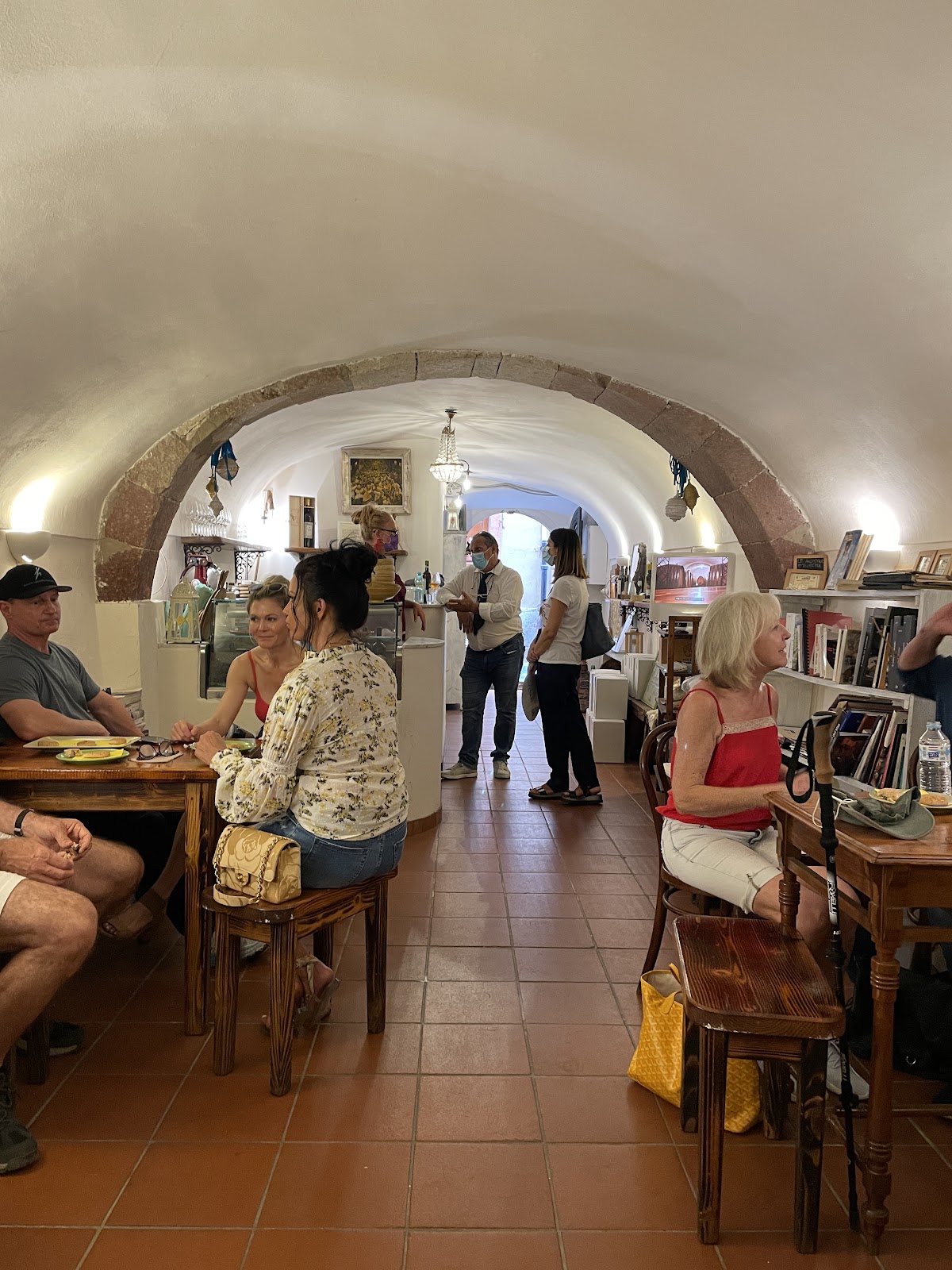 Cantina Columbu - Malvasia di Bosa — Alloggio a Bosa, Oristano