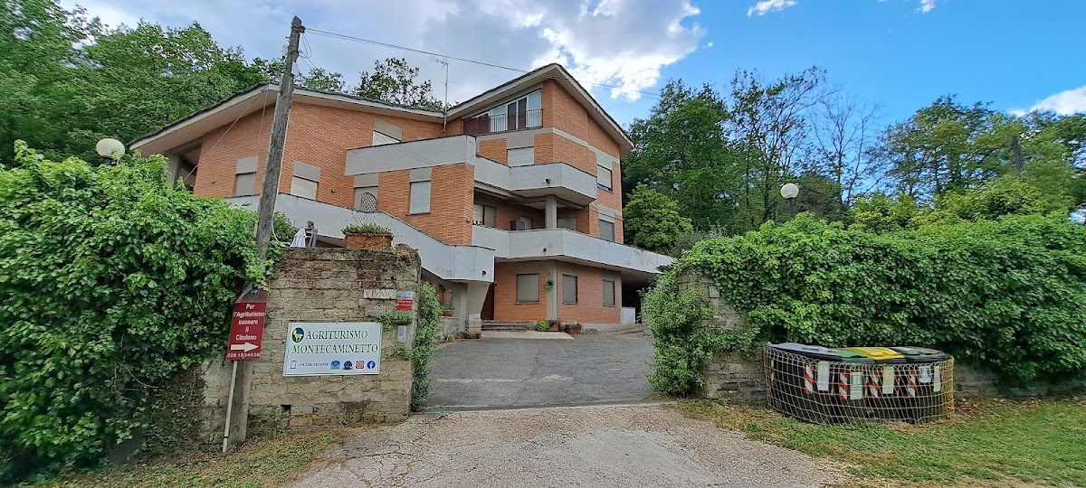 Agriturismo Montecaminetto — Alloggio a Roma, Roma