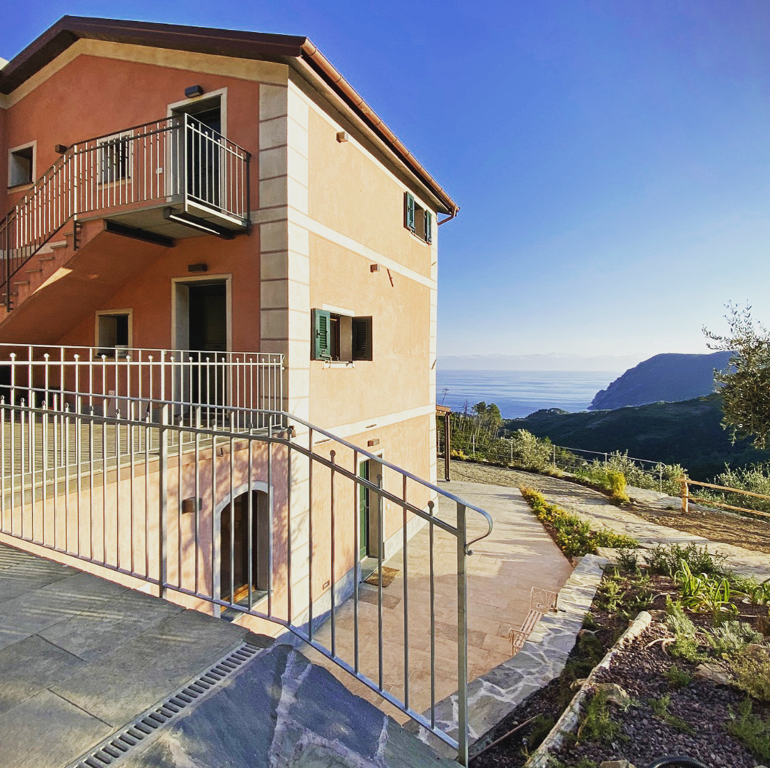 Agriturismo Missanega — Alloggio a Cinque Terre, La Spezia
