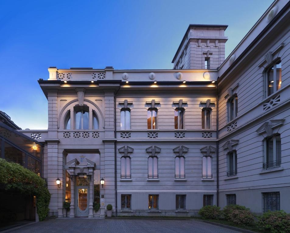 Albergo Terminus — Alloggio a Como, Como
