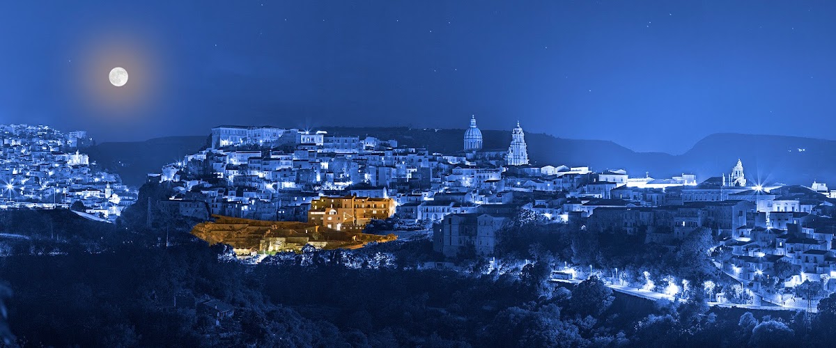 San Giorgio Palace Hotel — Alloggio a Ragusa, Ragusa