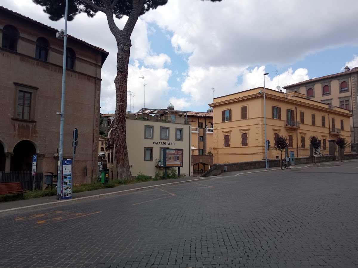 Santa Rosa Bed & Breakfast — Alloggio a Viterbo, Viterbo