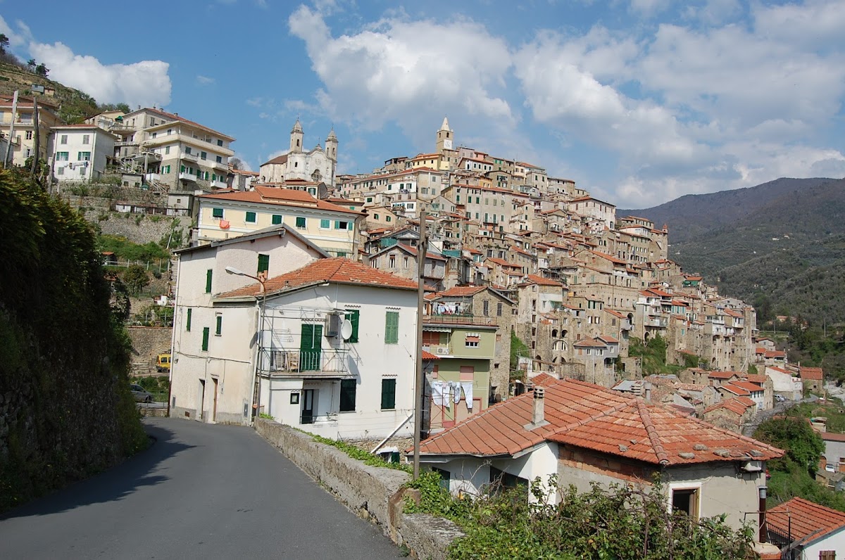 Affittacamere Teré Ceriana — Alloggio a Triora, Imperia