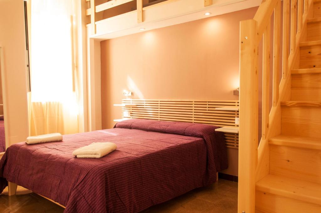Palazzo Paladini Rooms — Alloggio a Lecce, Lecce