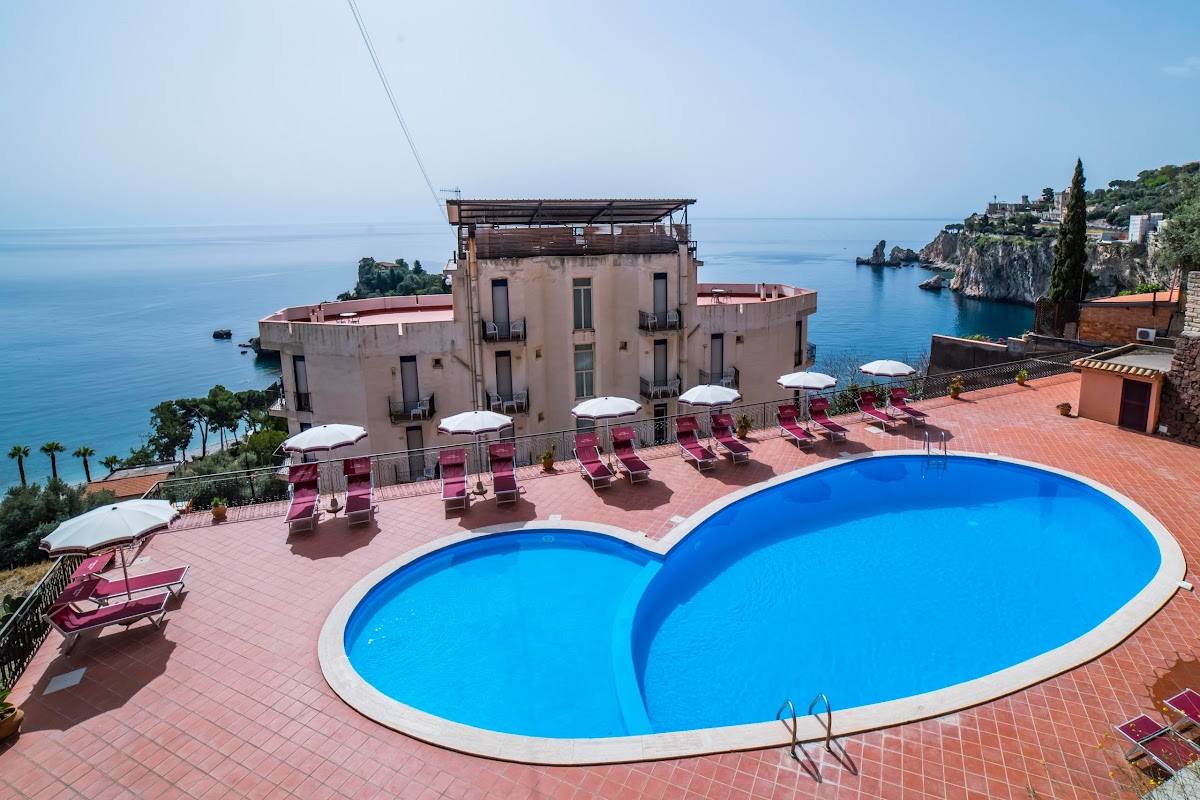 Hotel Isola Bella — Alloggio a Taormina, Messina