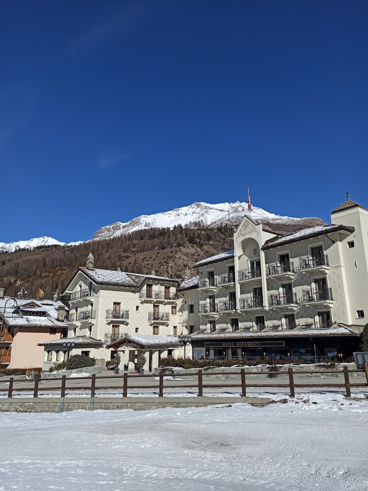 Albergo Meublè Du Soleil — 宿泊施設 in Cogne, Aosta