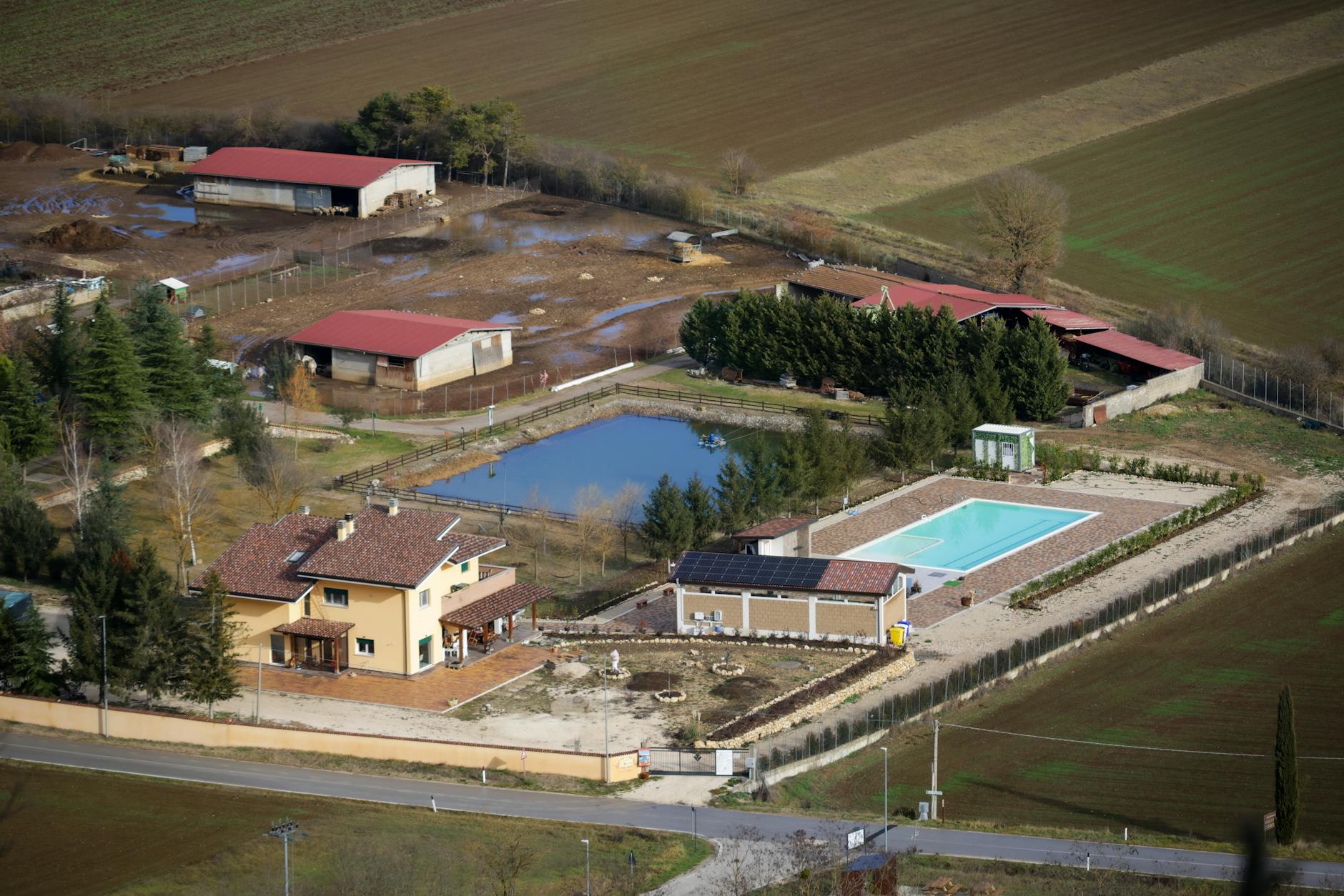 Piscina San Lorenzo — Alloggio