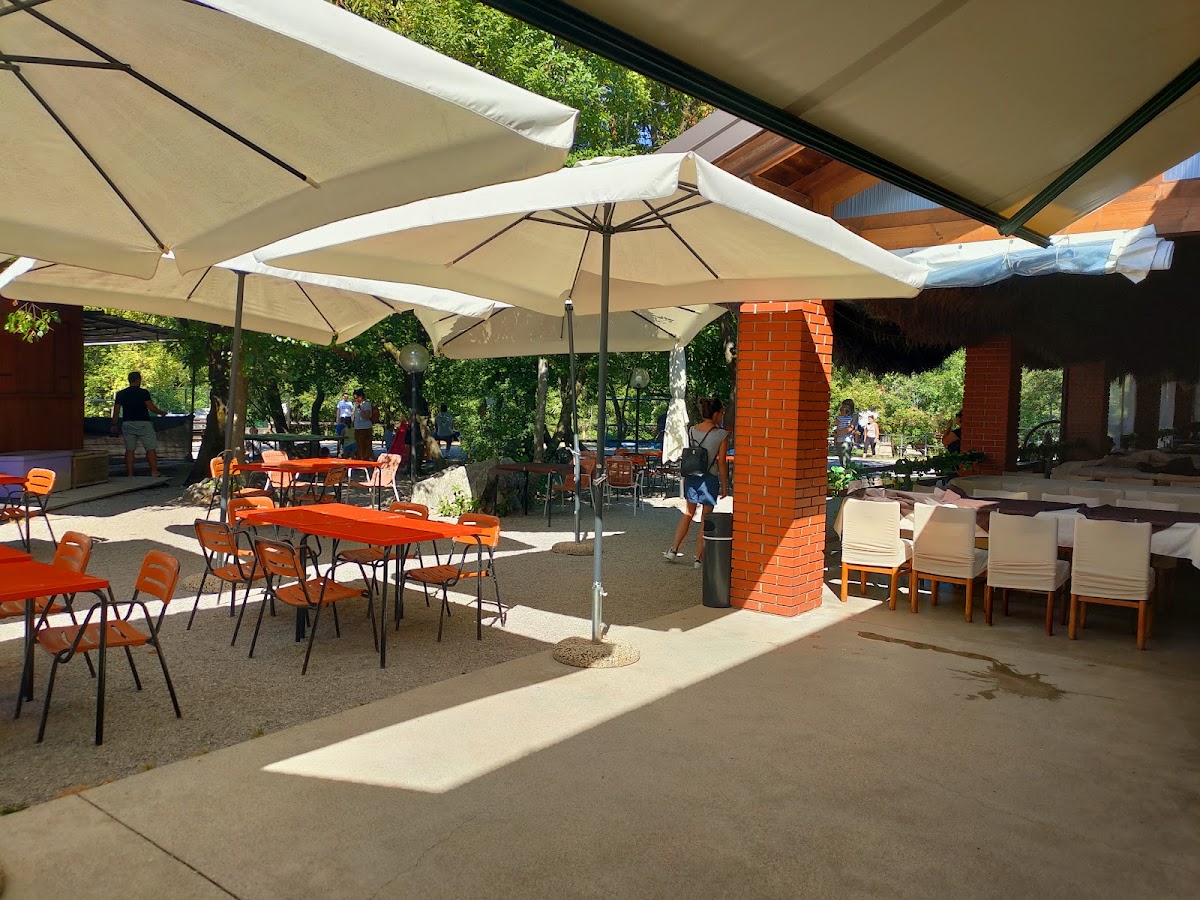 Gruden - Zbogar, agriturismo, vendita formaggi, carne, salumi, vino, verdura — Alloggio a Trieste, Trieste