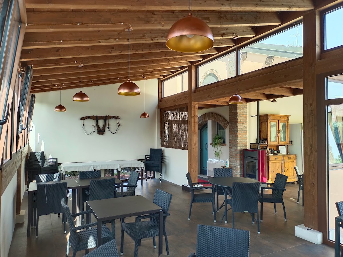 Agriturismo Ristorante Corte dei Gioghi — Alloggio a Ferrara, Ferrara
