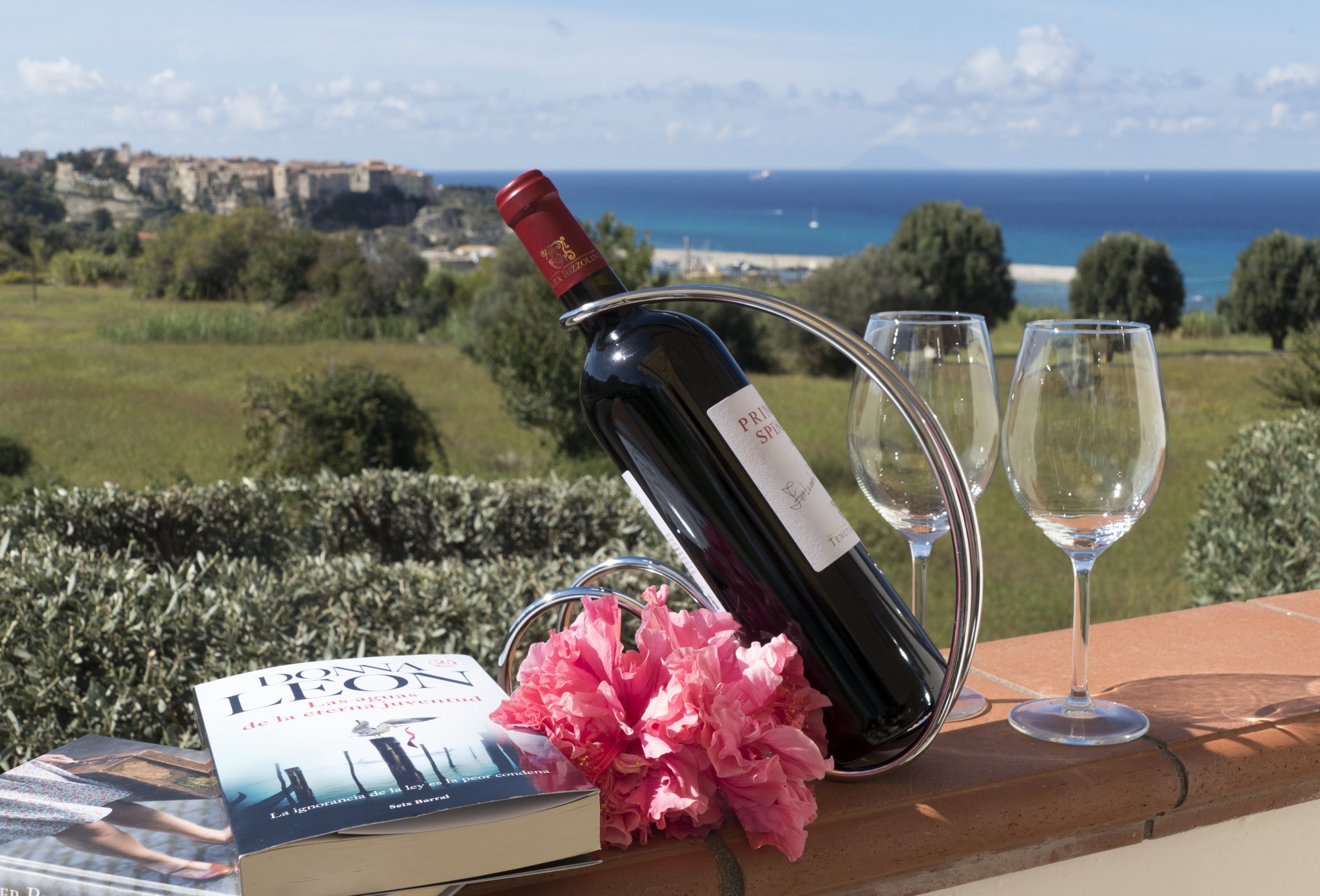 Hotel Tirreno — Punto di interesse a Tropea, Vibo Valentia