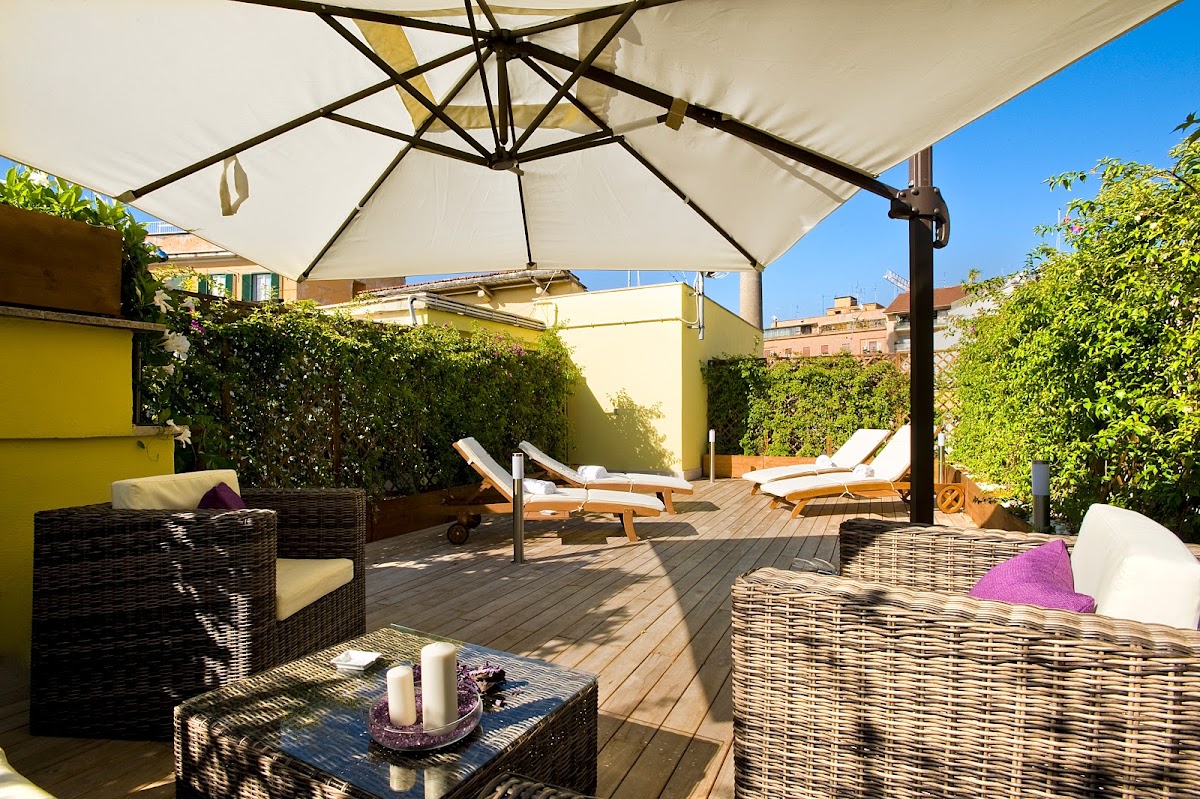 Hotel Villa San Lorenzo Maria — Alloggio a Roma, Roma