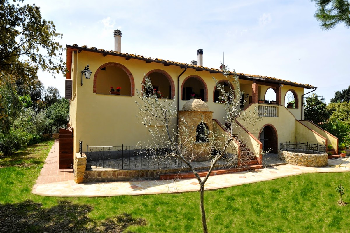 Agriturismo Mannaioni Volterra — Alloggio a Volterra, Pisa