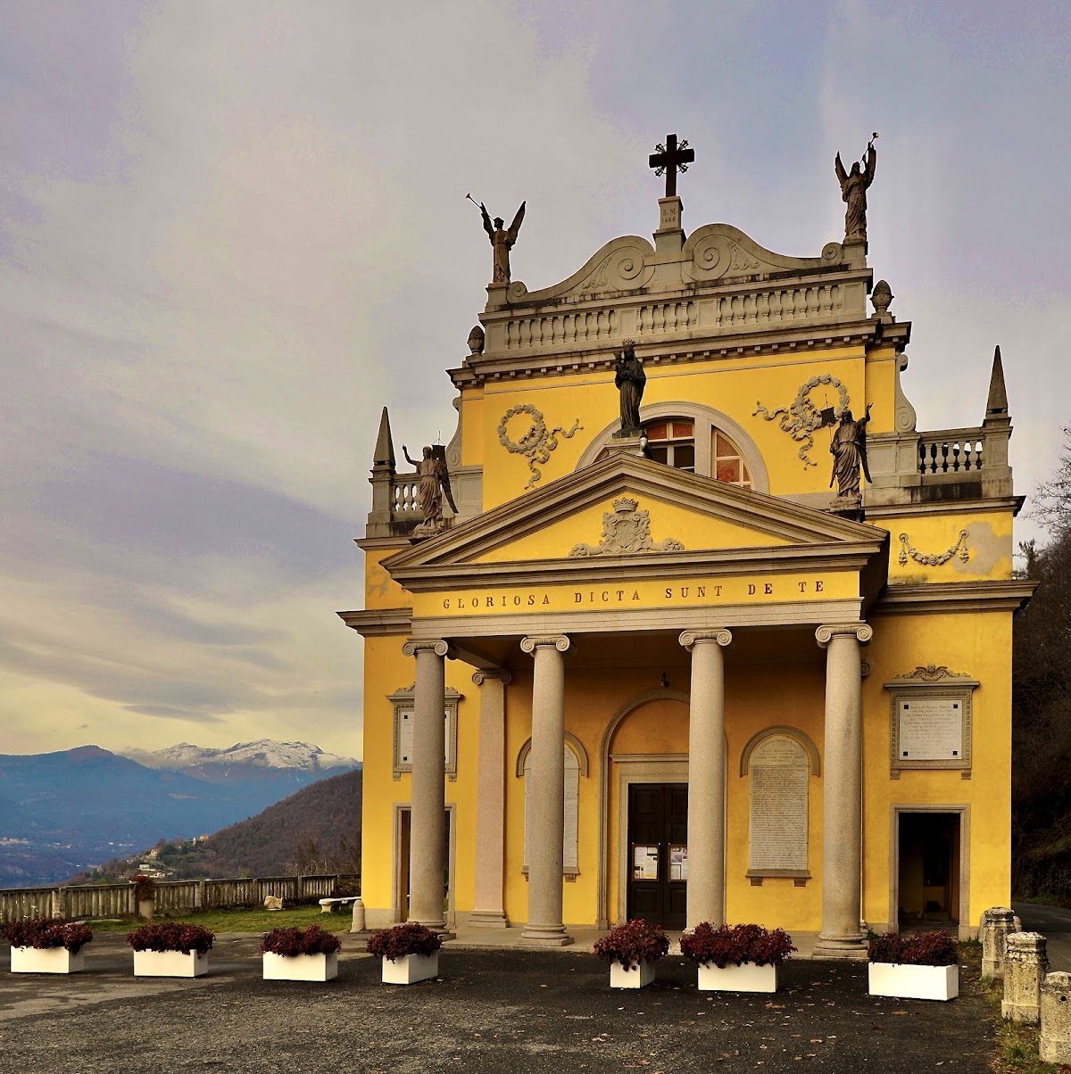 Hotel Battle of Britain — Alloggio a Orta San Giulio, Novara