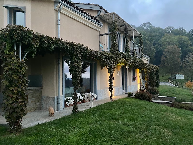 Cascina Serra Bed & Breakfast eco-house