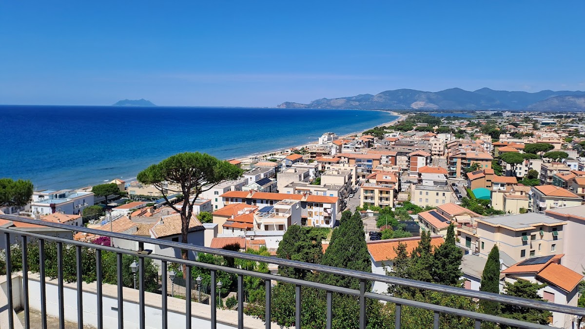 Virgilio Grand Hotel — Alloggio a Sperlonga, Latina