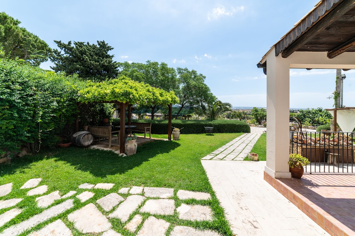 Agriturismo Biologico Case Don Ignazio Noto — Alloggio a Siracusa, Siracusa
