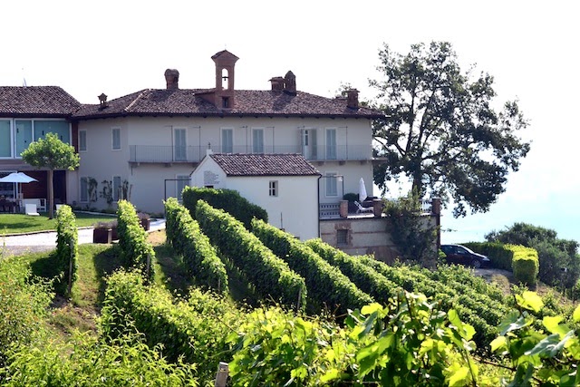 Palas Cerequio Barolo Cru Resort — Alloggio a Barolo, Cuneo