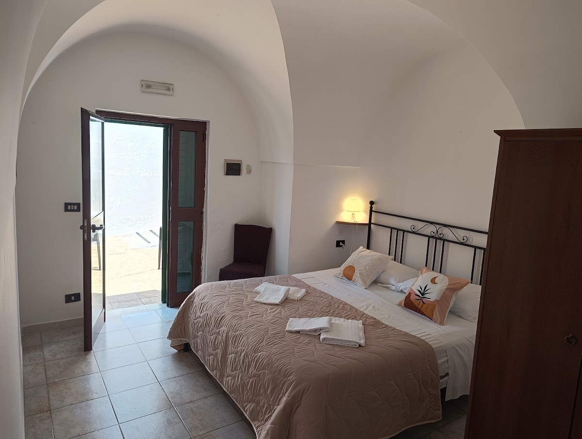 Agriturismo-B&B-Azienda agricola Rotondo Piernicola (MASSERIA SANTA CECILIA) — Alloggio a Polignano a Mare, Bari