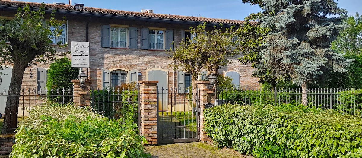 Residence Antico Borgo — Alloggio a Modena, Modena