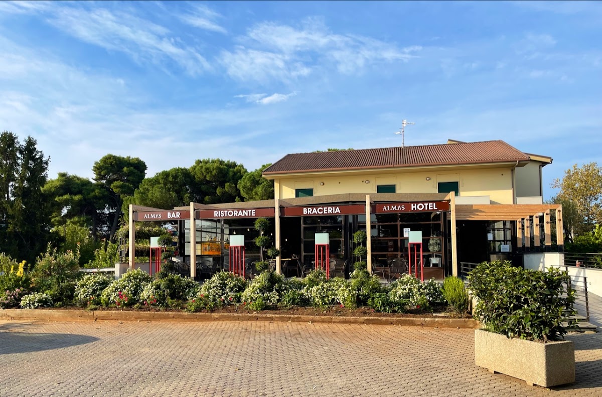 Hotel Almas Paestum *** — Alloggio a Paestum, Salerno