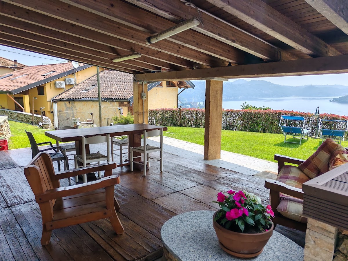 B&B La Plesna Lago D'Orta Pella (NO) CIN =IT003115C1UDNGCFOI — Alloggio a Orta San Giulio, Novara
