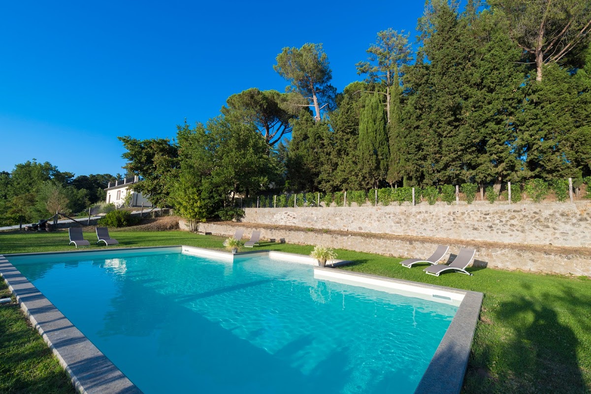 Agriturismo Villa degli Ulivi — Alloggio a Viterbo, Viterbo