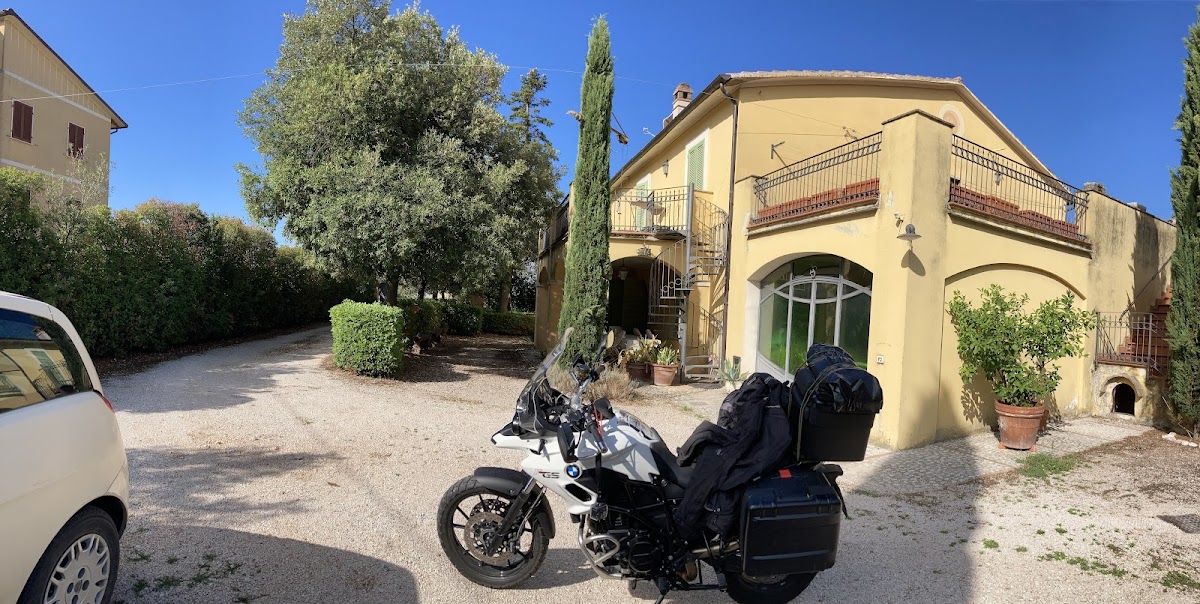 B&B Dimora Umbra al Civico 65 — Alloggio a Spoleto, Perugia