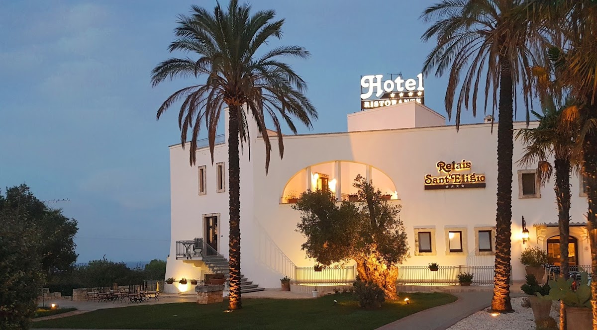Hotel Relais Sant'Eligio — Alloggio a Ostuni, Brindisi