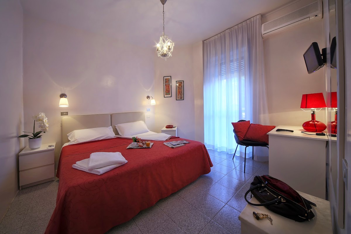 Hotel Cristallo — Alloggio a Brescia, Brescia