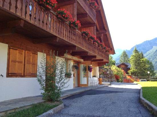 Monterosa Residence — Alloggio a Macugnaga, VCO
