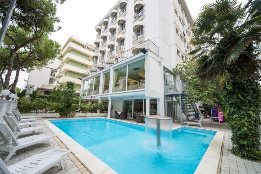 Hotel Royal Plaza — Alloggio a Rimini, Rimini