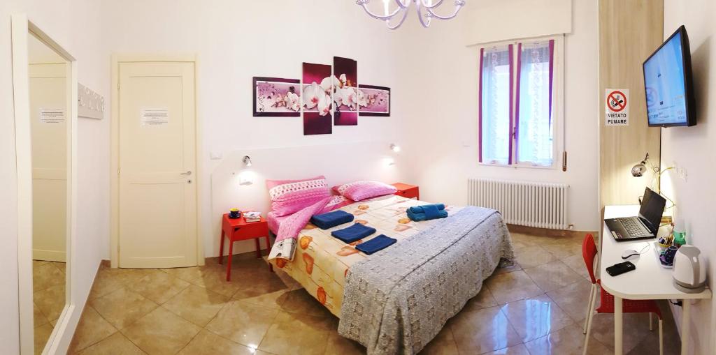 B&B Corticella 24 — Punto di interesse a Bologna, Bologna