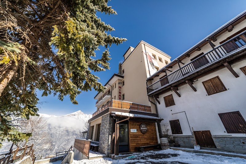 Hotel Miravalle — Alloggio a Oulx, Torino