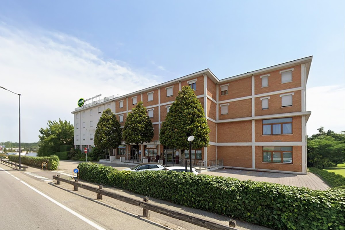 B&B HOTEL Mantova Cristallo — Alloggio a Mantova, Mantova