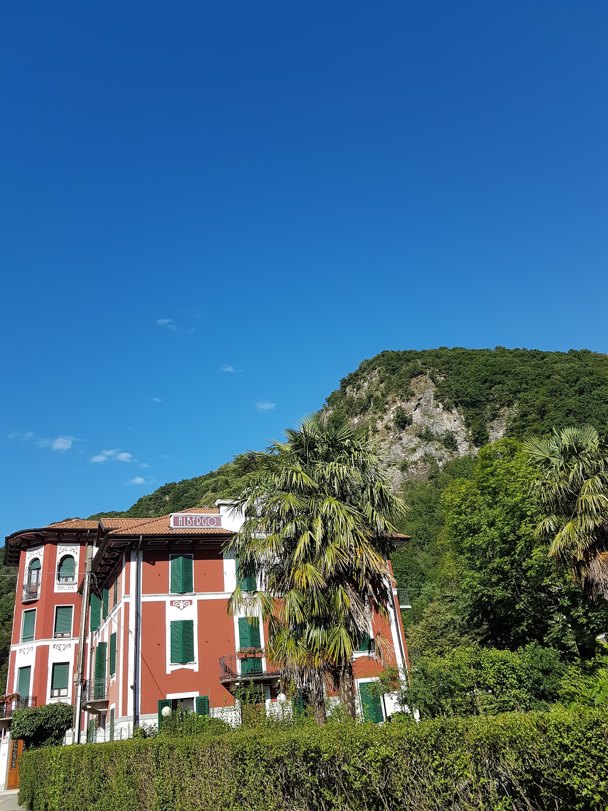 Albergo Monte Rosa — Alloggio a Varallo, Vercelli