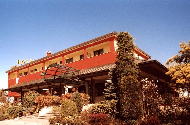 Hotel Cinzia Ristorante — Alloggio a Vercelli, Vercelli