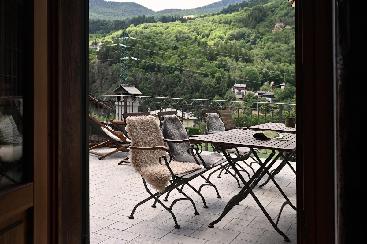 Agriturismo Au Jardin Fleuri — Alloggio a Cervinia, Aosta