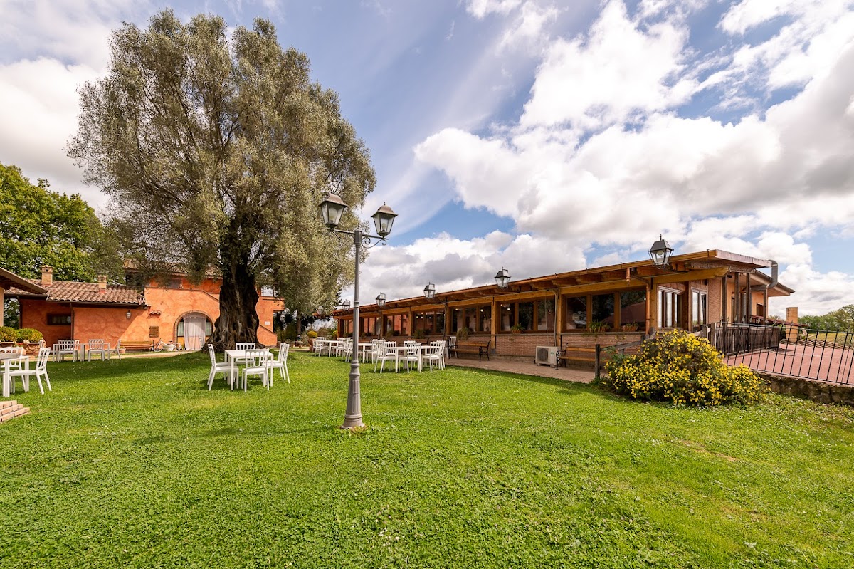 Agriturismo Poggio dei Cavalieri — Alloggio a Roma, Roma