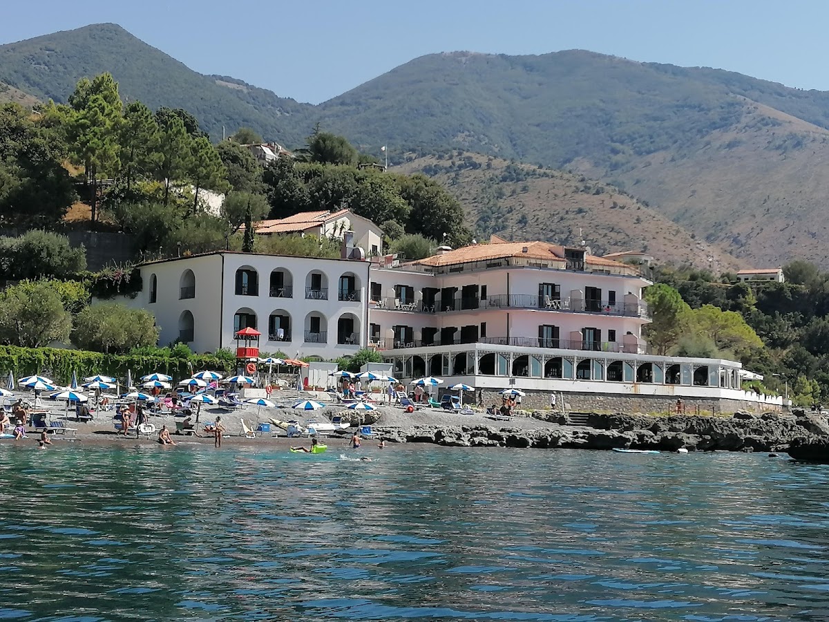 Hotel Gabbiano — Alloggio a Maratea, Potenza