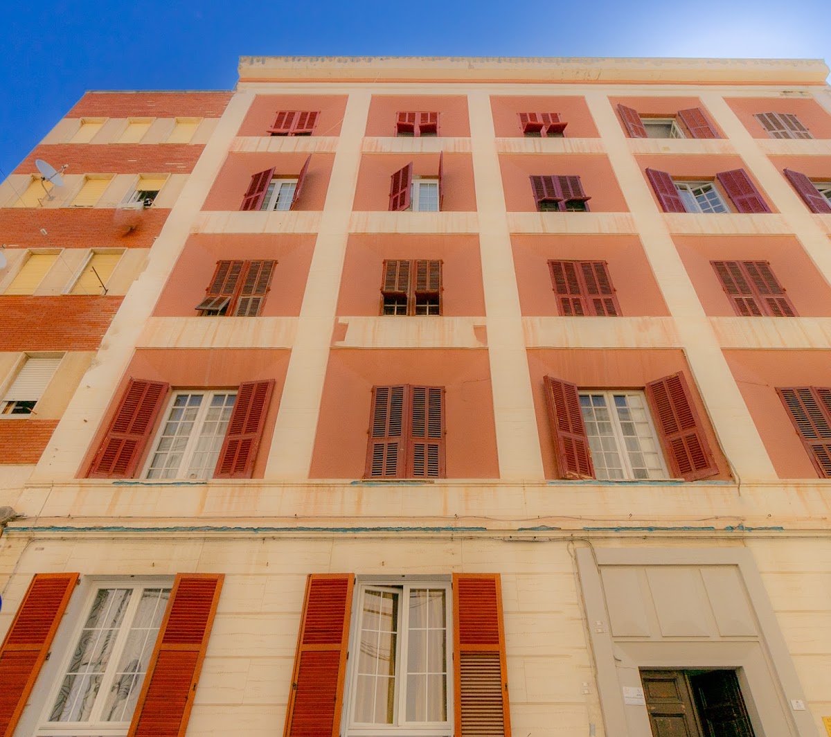 Flower Rooms Cagliari — Alloggio a Cagliari, Cagliari