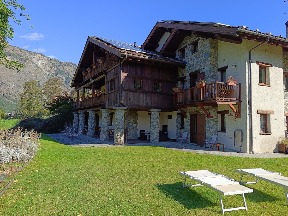 Albergo Maison Tissiere — Alloggio a Saint-Vincent, Aosta