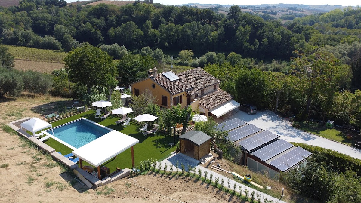 Agriturismo Casa Vecchia — Alloggio a Macerata, Macerata