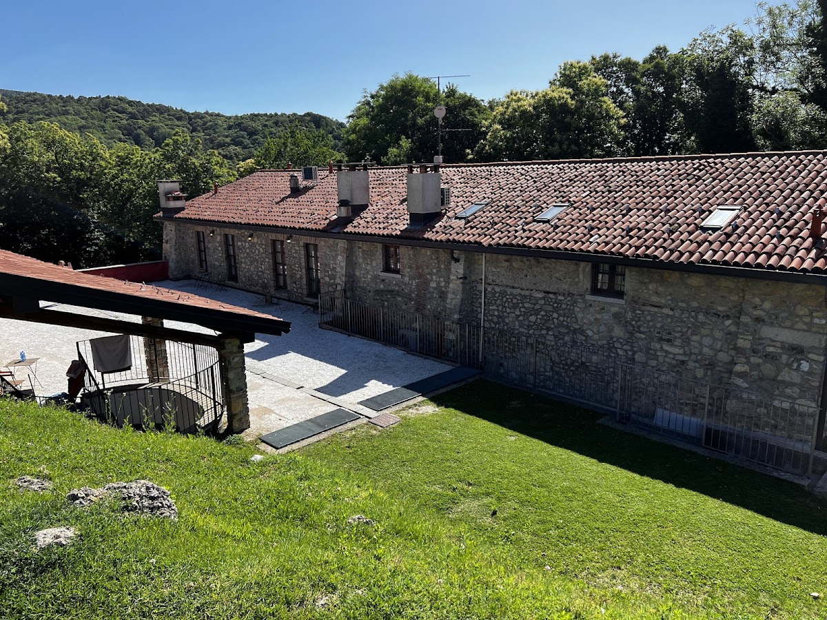 Agriturismo Cascina Mirandola — Alloggio a Como, Como