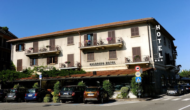 Hotel Giardino — Alloggio a Arona, Novara
