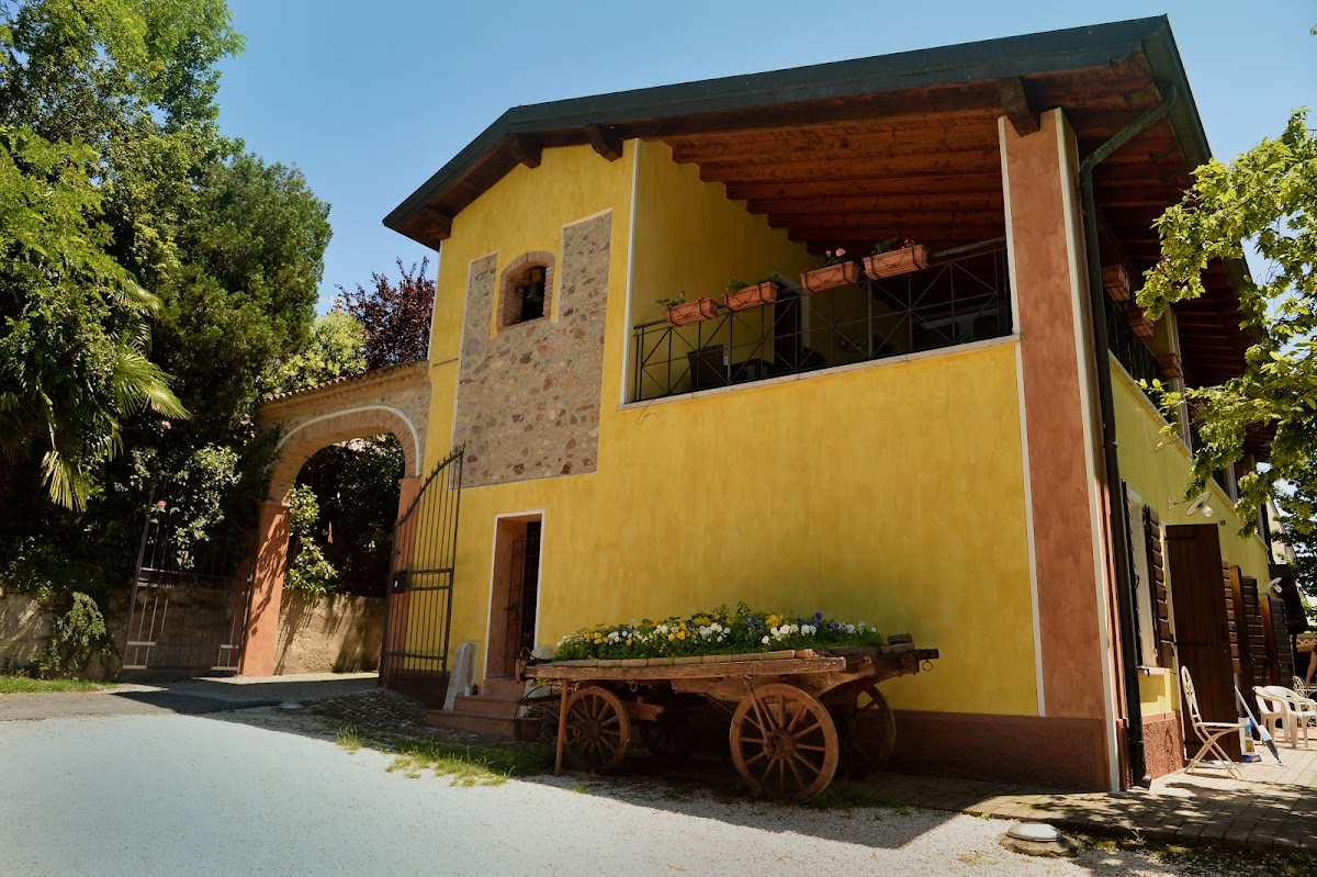 Agriturismo Corte Fattori — Alloggio a Mantova, Mantova
