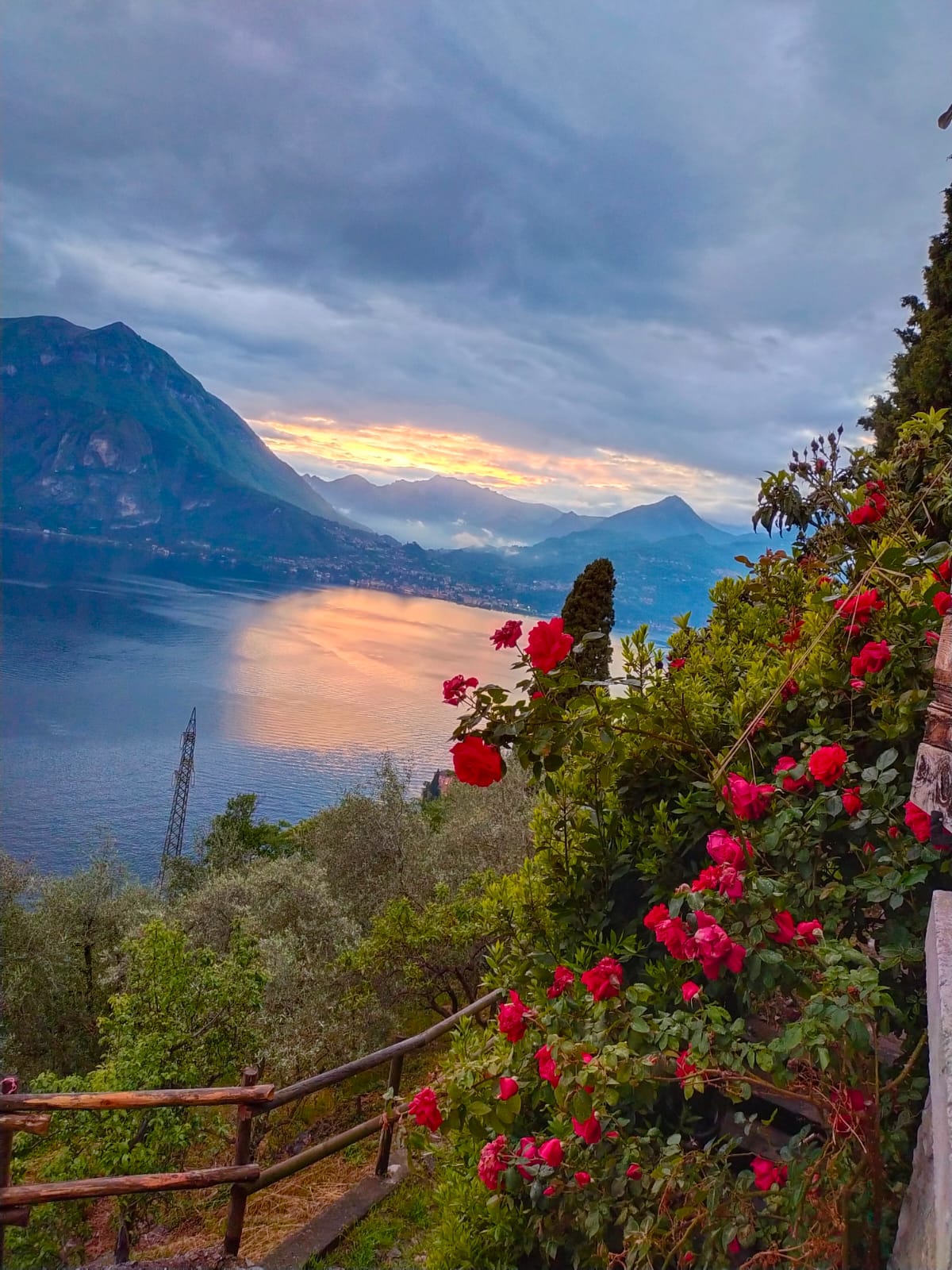 Casa Caravino — Alloggio a Varenna, Lecco