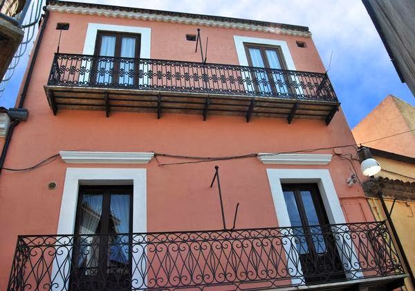"Le Stanze dell'Imperatore Bed&Breakfast" — Alloggio a Melfi, Potenza