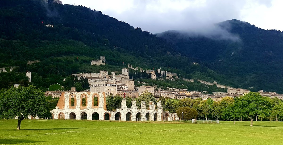 Il Papavero - Fattoria — Alloggio a Gubbio, Perugia
