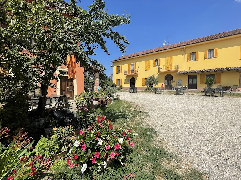 Agriturismo La Mussia — Alloggio a Nizza Monferrato, Asti