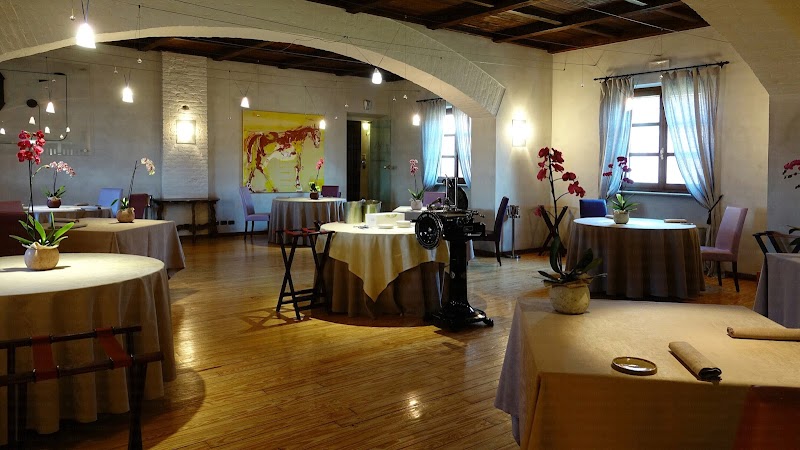 In zona: Ristorante & Albergo di Charme 21.9 Flavio Costa